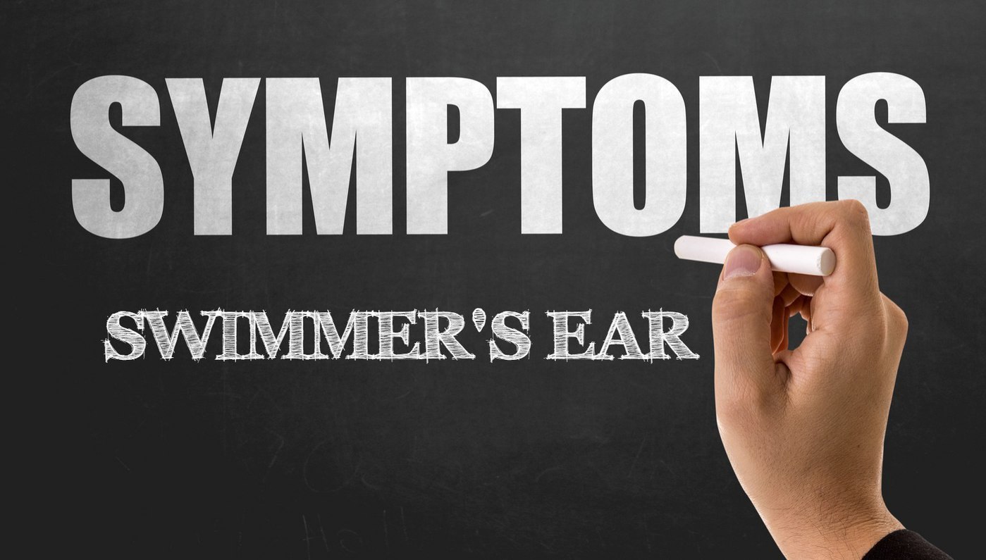 swimmers ear symptoms